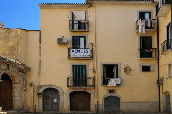 appartamento in vendita ad Eboli