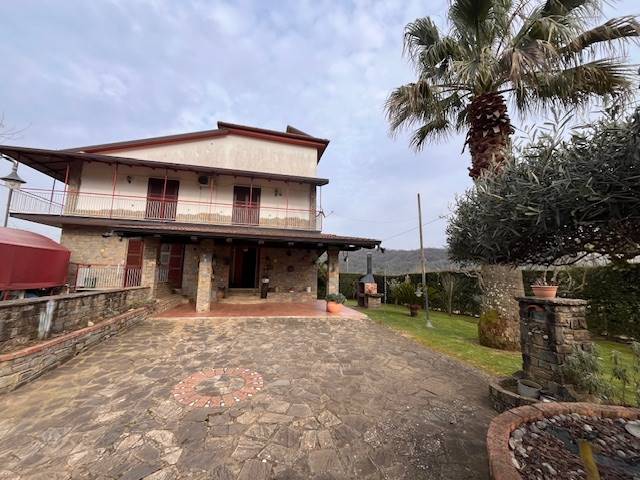 casa indipendente in vendita a Felitto