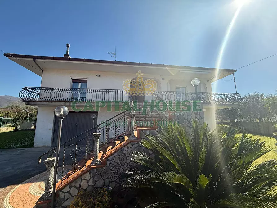 casa indipendente in vendita a Fisciano
