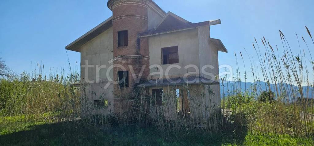 casa indipendente in vendita a Fisciano in zona Carpineto