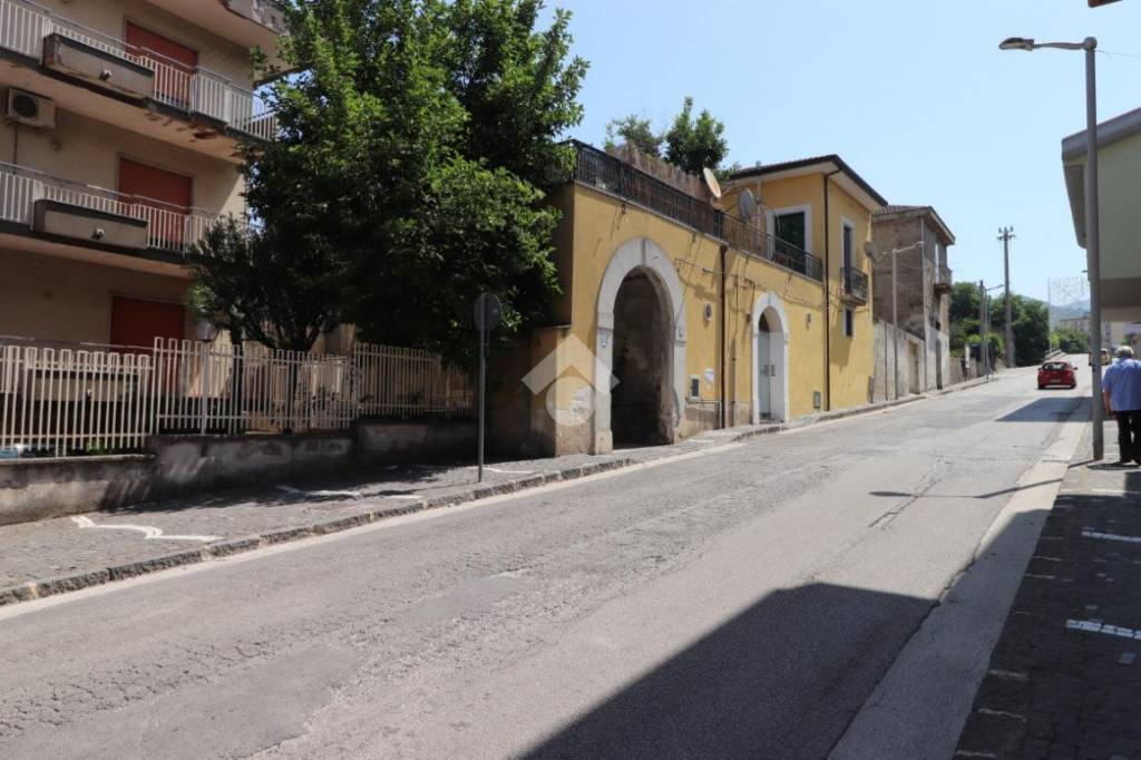 casa indipendente in vendita a Fisciano