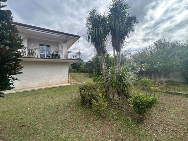 casa indipendente in vendita a Fisciano