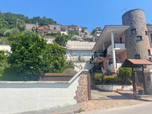 casa indipendente in vendita a Fisciano