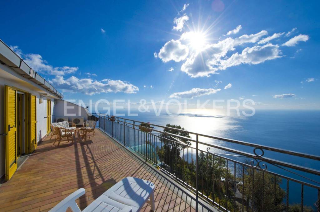 casa indipendente in vendita a Furore