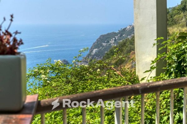 appartamento in vendita a Furore