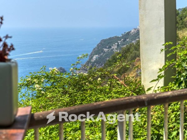 appartamento in vendita a Furore