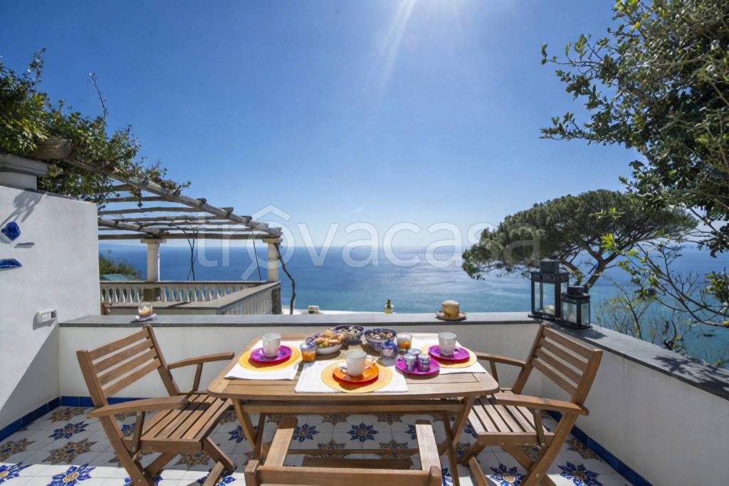 appartamento in vendita a Furore