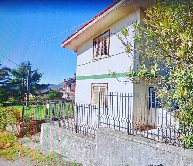 casa indipendente in vendita a Giffoni Sei Casali in zona Malche
