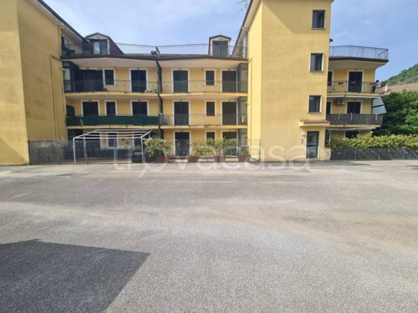 appartamento in vendita a Giffoni Sei Casali