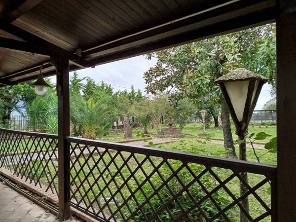 casa indipendente in vendita a Giffoni Sei Casali in zona Malche