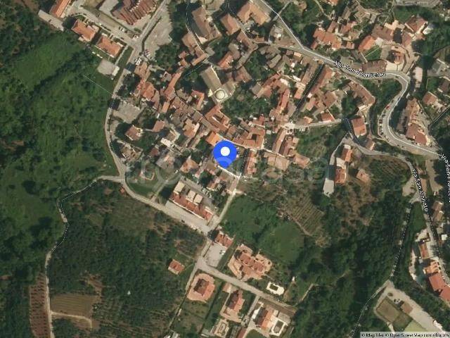 appartamento in vendita a Giffoni Sei Casali in zona Capitignano