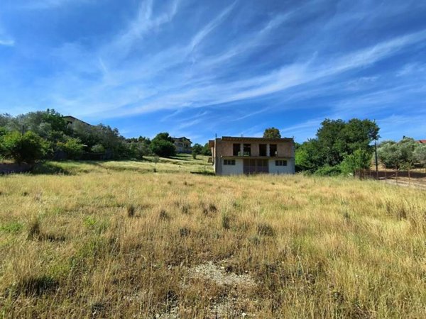 terreno agricolo in vendita a Giffoni Sei Casali in zona Malche