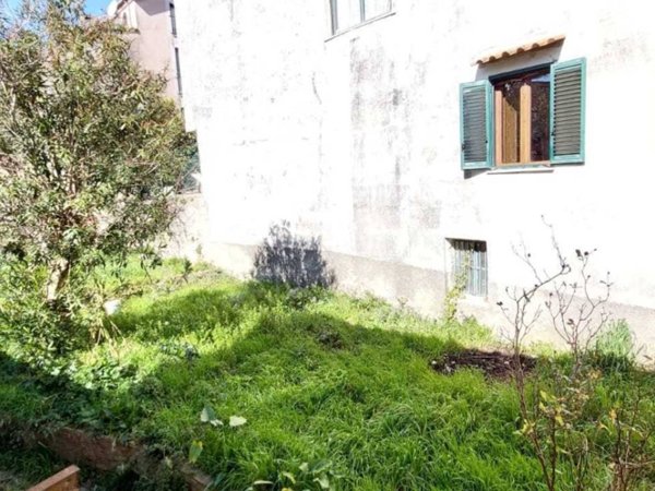 casa indipendente in vendita a Giffoni Sei Casali in zona Sieti