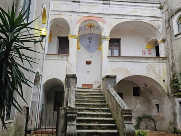 casa indipendente in vendita a Giffoni Sei Casali in zona Sieti
