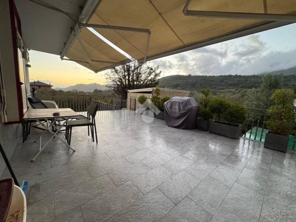 appartamento in vendita a Giffoni Sei Casali