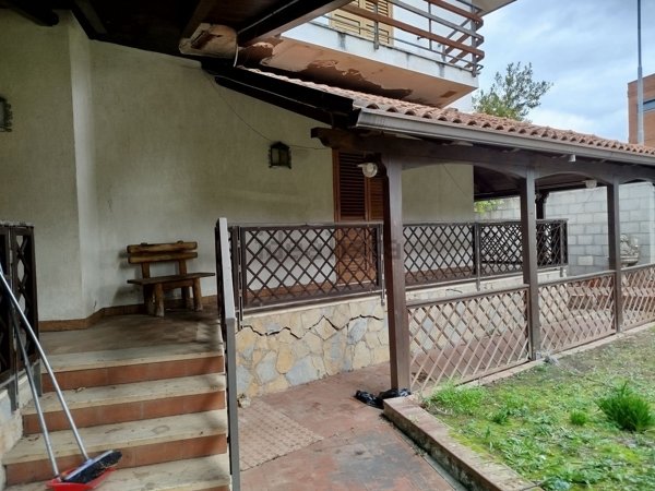 casa indipendente in vendita a Giffoni Sei Casali