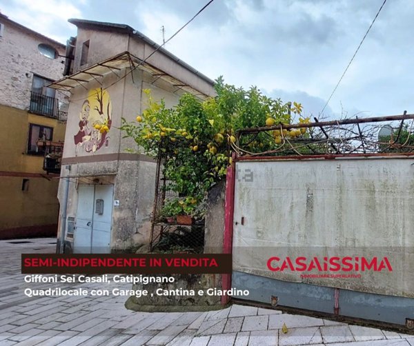 casa indipendente in vendita a Giffoni Sei Casali