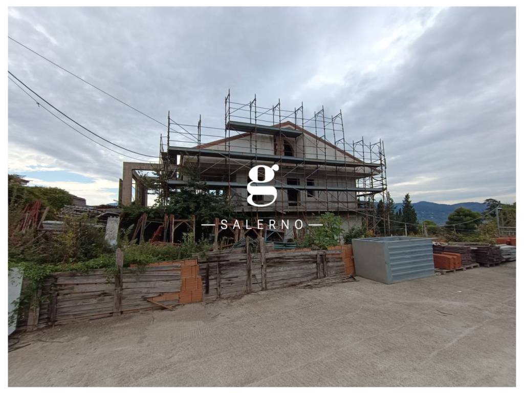 casa indipendente in vendita a Giffoni Sei Casali in zona Capitignano