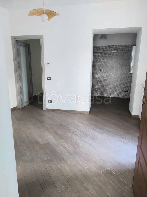 appartamento in vendita a Giffoni Sei Casali in zona Capitignano