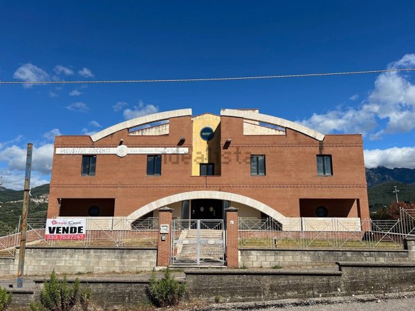 casa indipendente in vendita a Giffoni Sei Casali