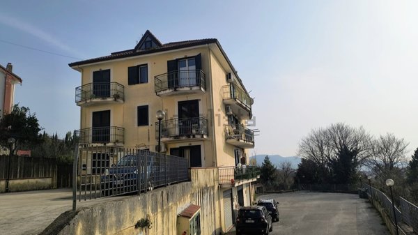 appartamento in vendita a Giffoni Sei Casali in zona Capitignano