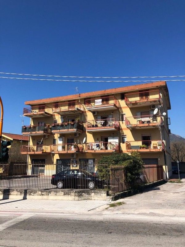 appartamento in vendita a Giffoni Sei Casali