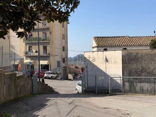 appartamento in vendita a Giffoni Sei Casali in zona Capitignano