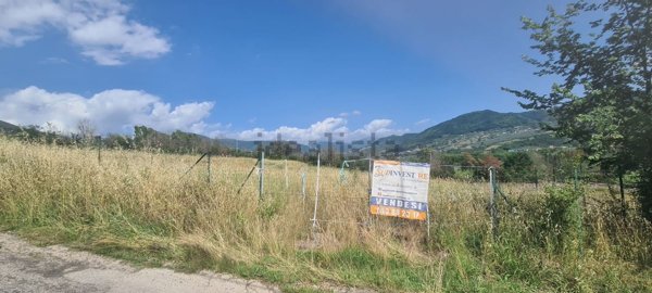 terreno agricolo in vendita a Giffoni Sei Casali in zona Malche