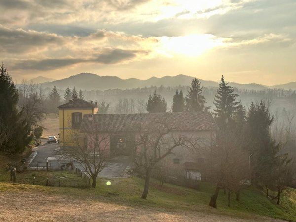 casale in vendita a Ceva