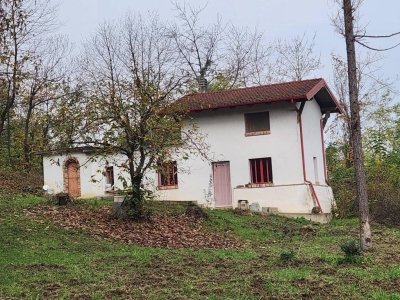 casa indipendente in vendita a Ceva