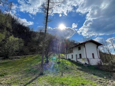 casa indipendente in vendita a Ceva