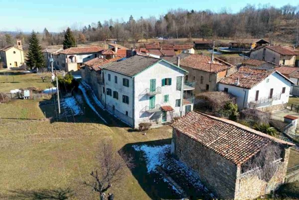 casa indipendente in vendita a Ceva