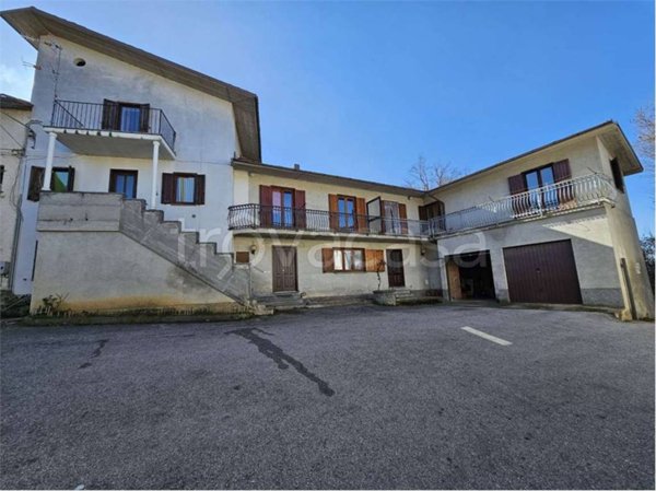 casa indipendente in vendita a Ceva