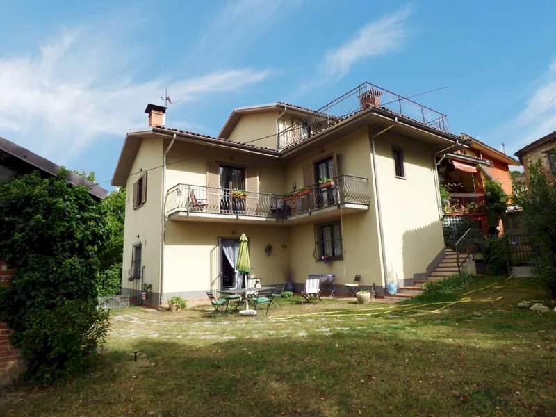 casa indipendente in vendita a Ceva