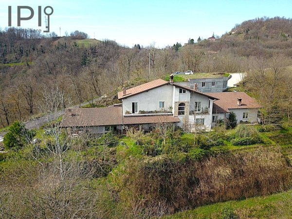 casa indipendente in vendita a Ceva