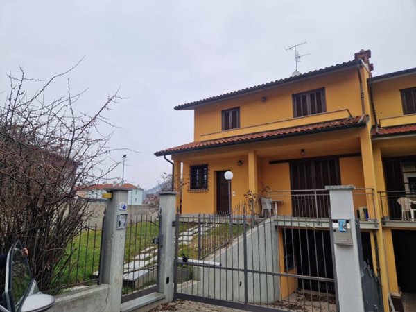 casa indipendente in vendita a Ceva