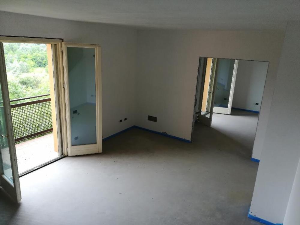 casa indipendente in vendita a Ceva