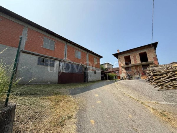 casa indipendente in vendita a Ceva