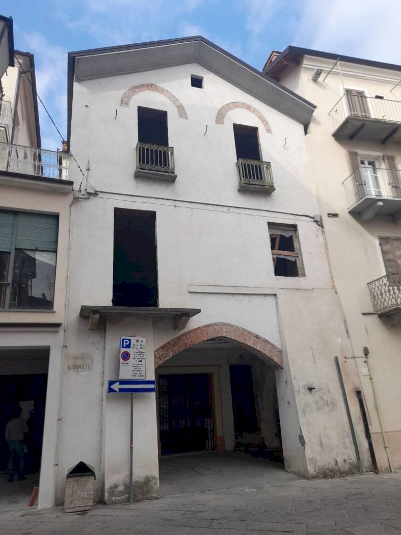 intera palazzina in vendita a Ceva