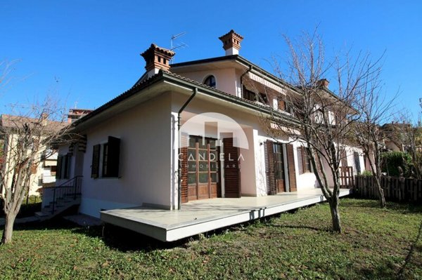 casa indipendente in vendita a Ceva