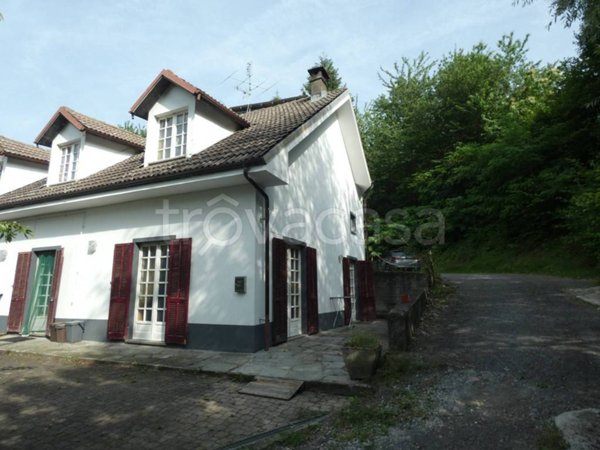 casa indipendente in vendita a Ceva