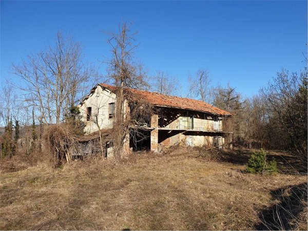 casale in vendita a Ceva