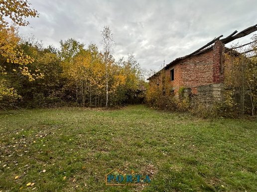 esavano in vendita a Ceva