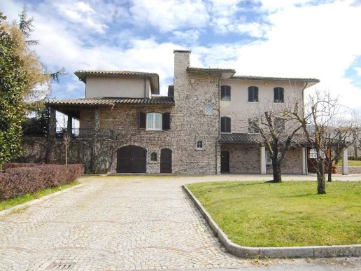 casa indipendente in vendita a Ceva
