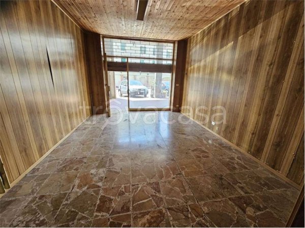 negozio in vendita a Ceva