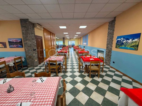 negozio in vendita a Ceva