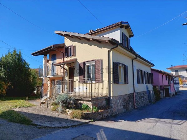 casa semindipendente in vendita a Ceva