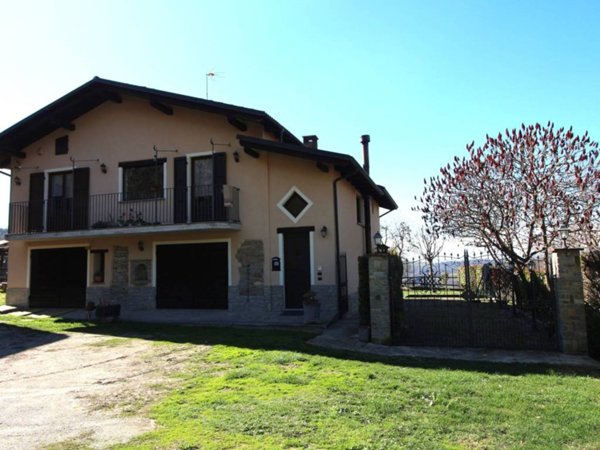 casa indipendente in vendita a Ceva
