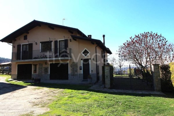casa indipendente in vendita a Ceva