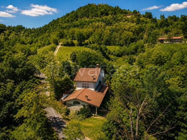 casa indipendente in vendita a Ceva
